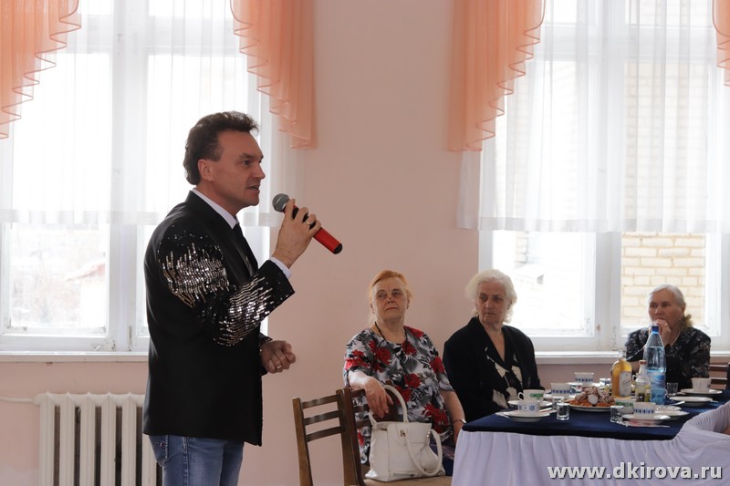 Весенняя встреча в клубе ветеранов Людмила